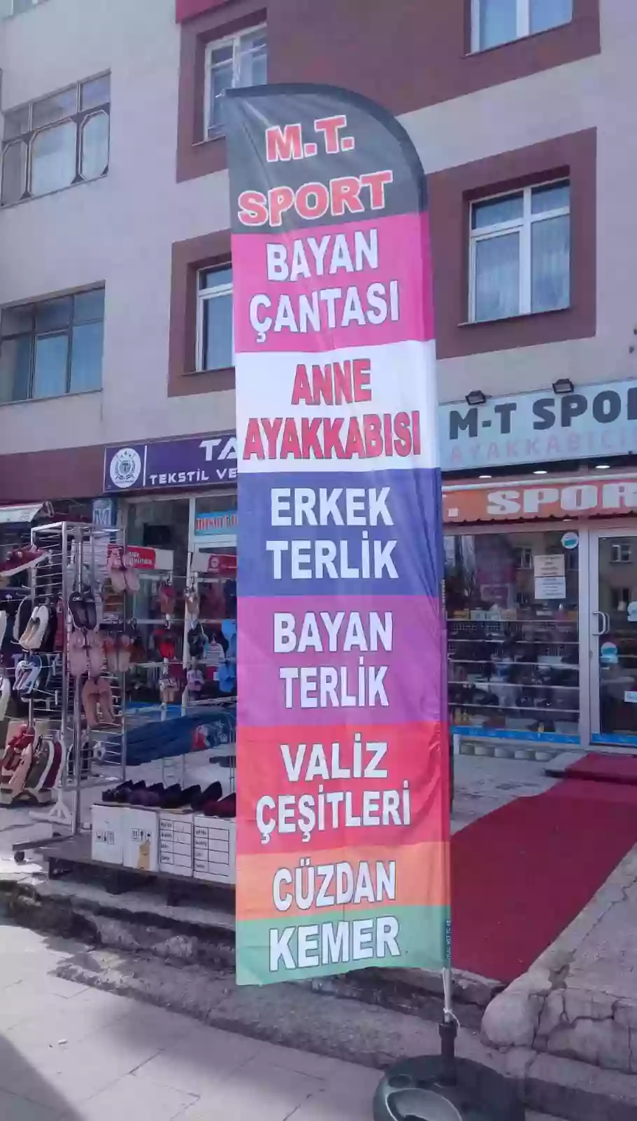 ayakkabici-yelken-bayragi-3