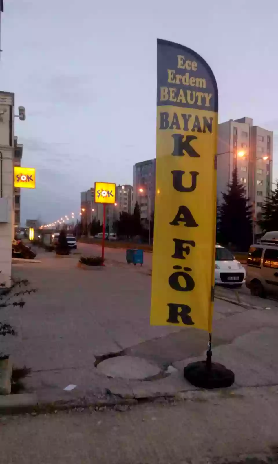 bayan-kuaforu-yelken-bayragi-5