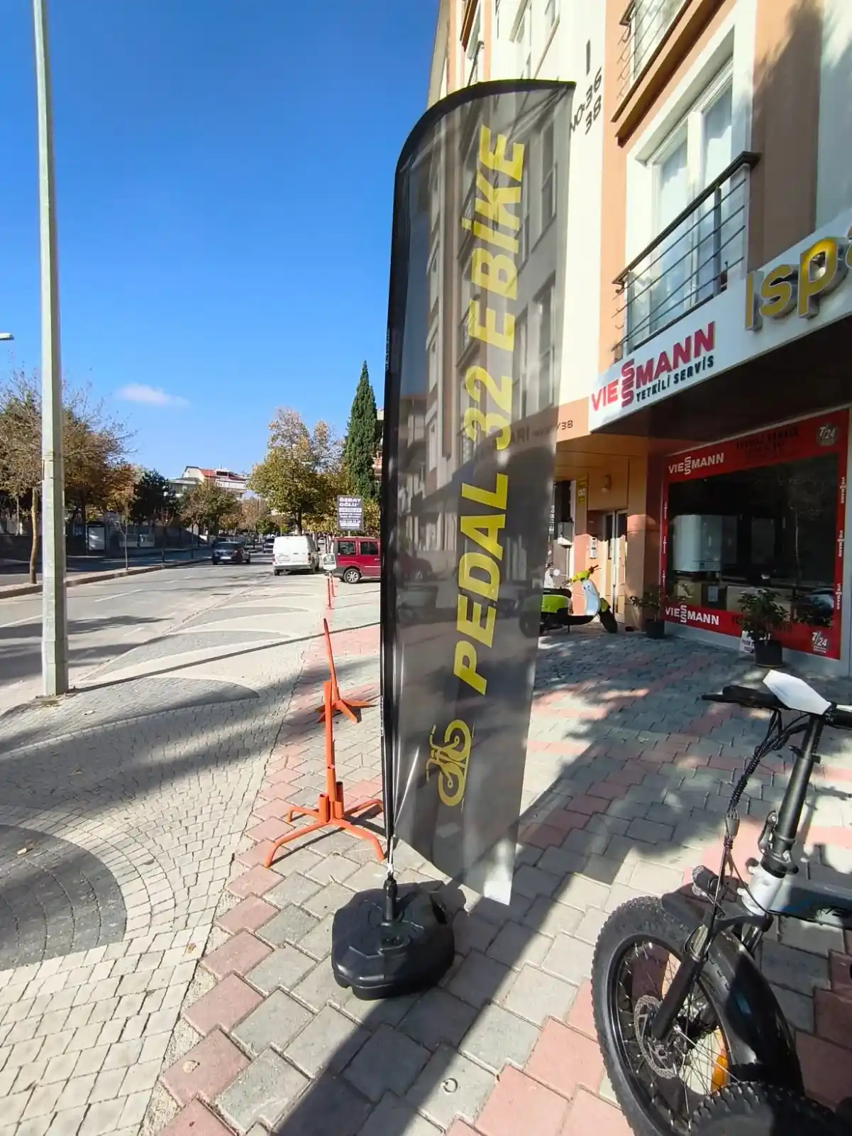 bisikletci-yelken-bayrak-3