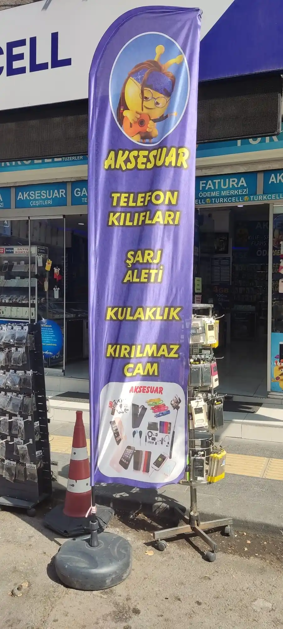cep-telefonu-yelken-bayragi-26