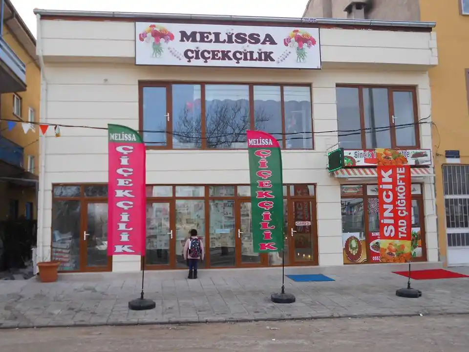 cicekci-yelken-bayragi-14