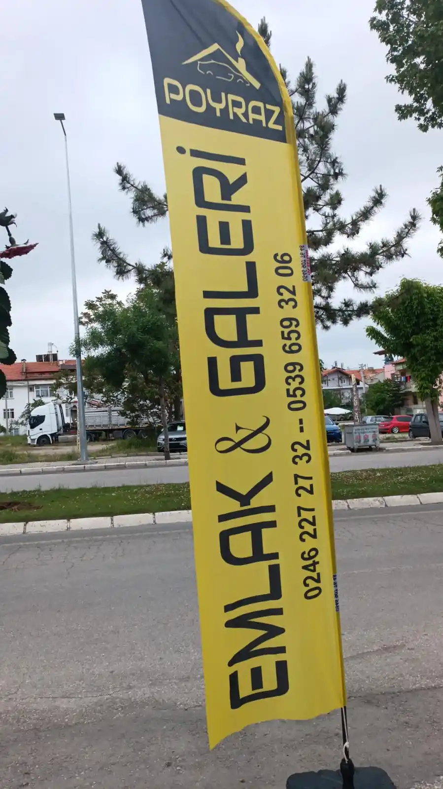 emlakci-yelken-bayragi-7