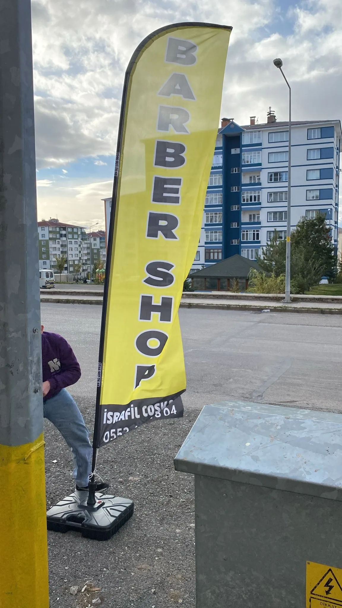 erkek-kuaforu-yelken-bayragi-24