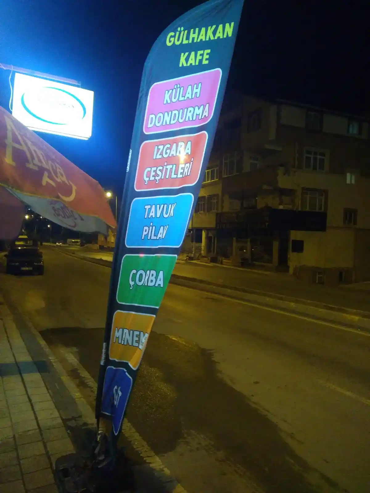 kafe-yelken-bayragi-13