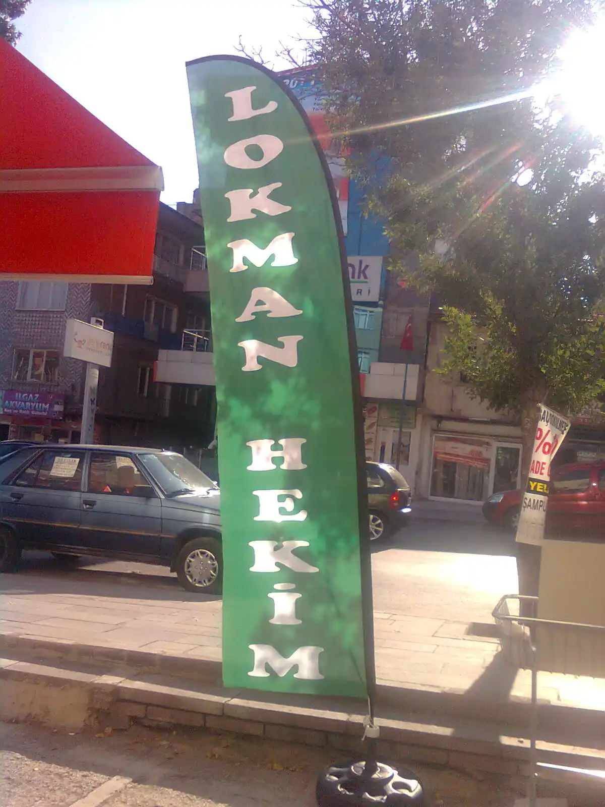 lokman-hekim-yelken-bayragi-1
