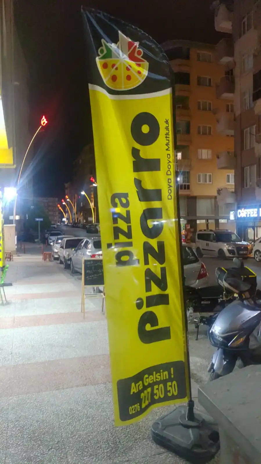 pizzaci-yelken-bayragi-12