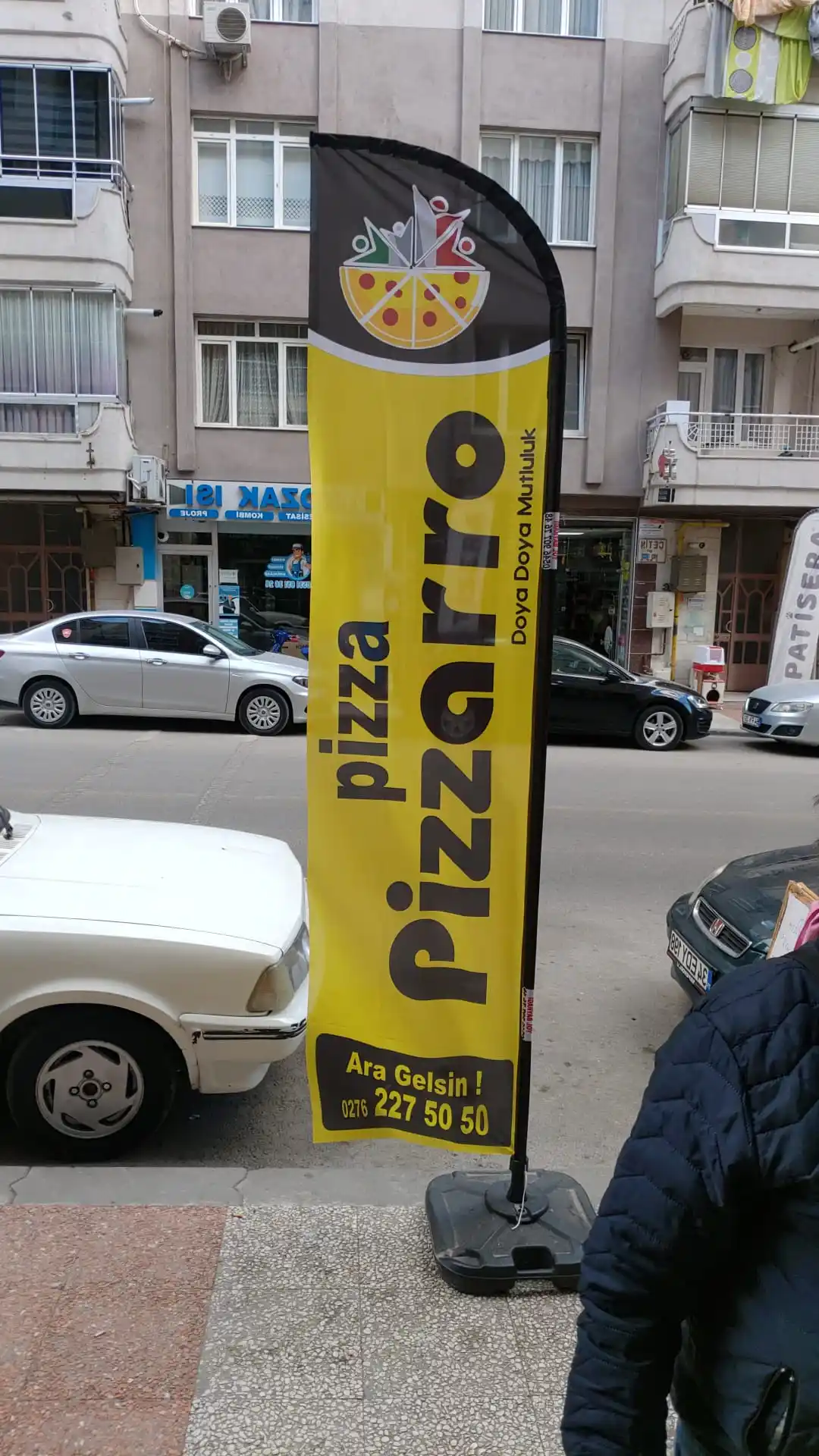 pizzaci-yelken-bayragi-2